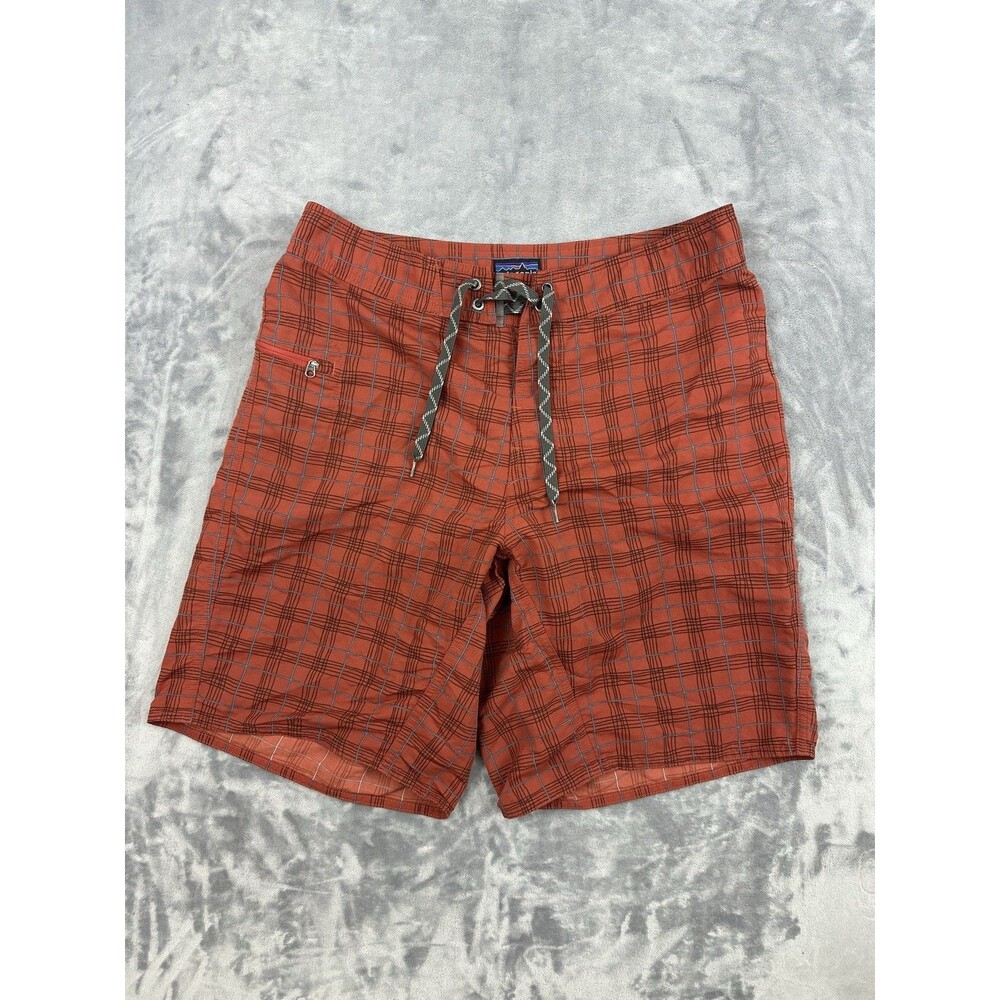 Patagonia Wavefarer Board Shorts Mens Size 32 Rust Plaid Swim Beach